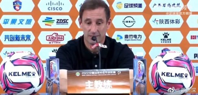 六款玩具角色海报中，除了为影迷们熟知的警长胡迪、太空人巴斯光年、牧羊女，由基努;里维斯配音的新玩具卡布公爵也在其中